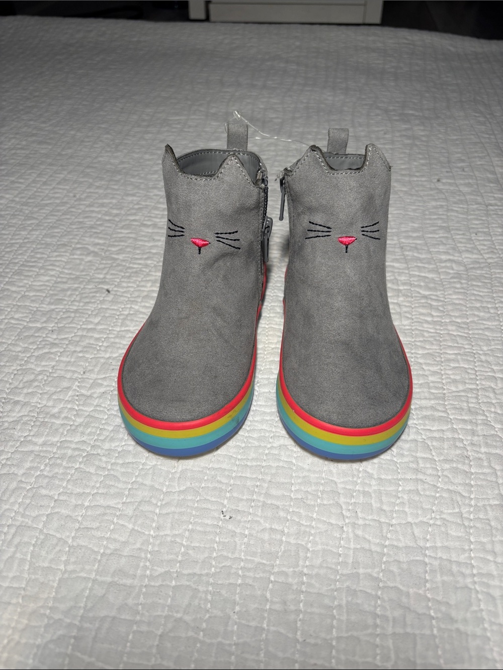 GAP Gray Cat Face Kids Boots with Rainbow Stripe Sole